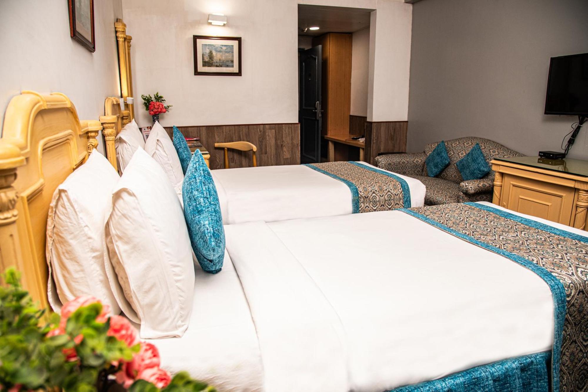 Hotel Golden Parkk 3*