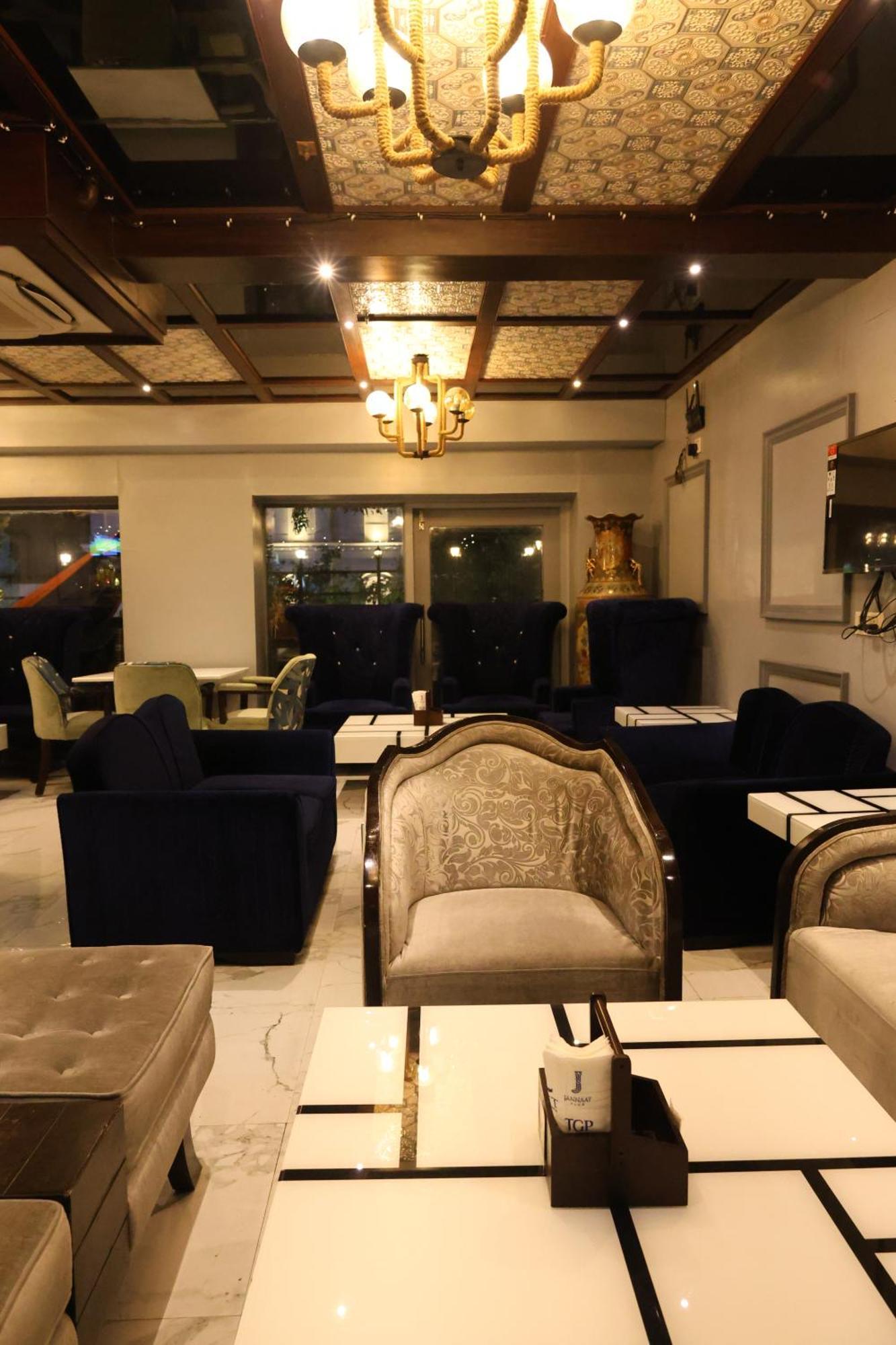 Golden Parkk Hotel Kolkata