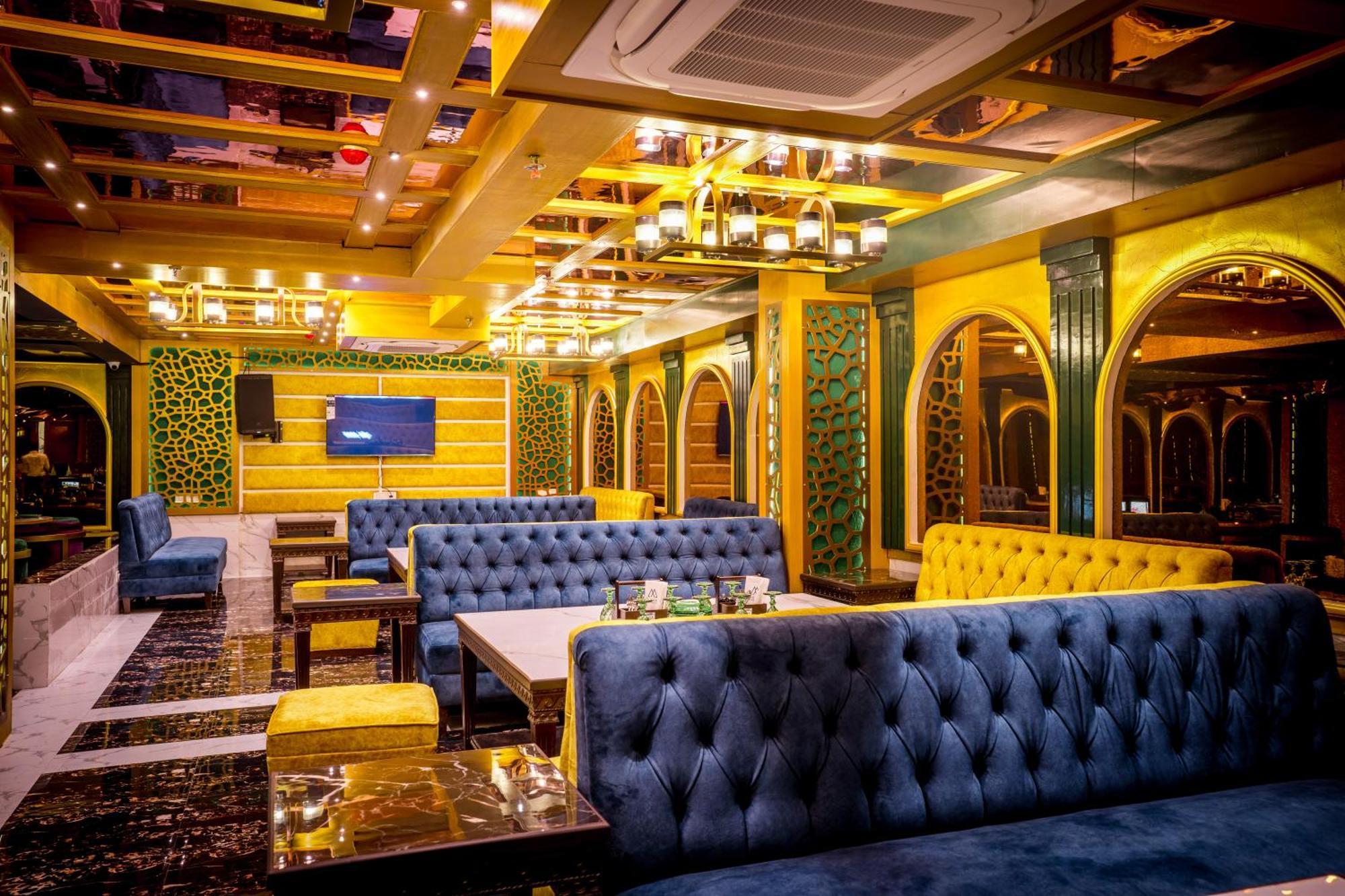 Hotel Golden Parkk